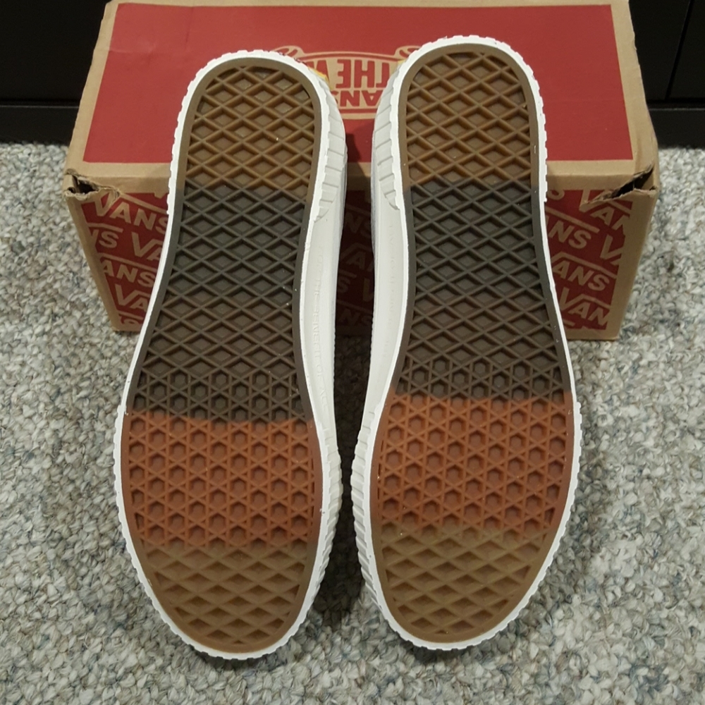NASA Vans - Picture 2 of 6